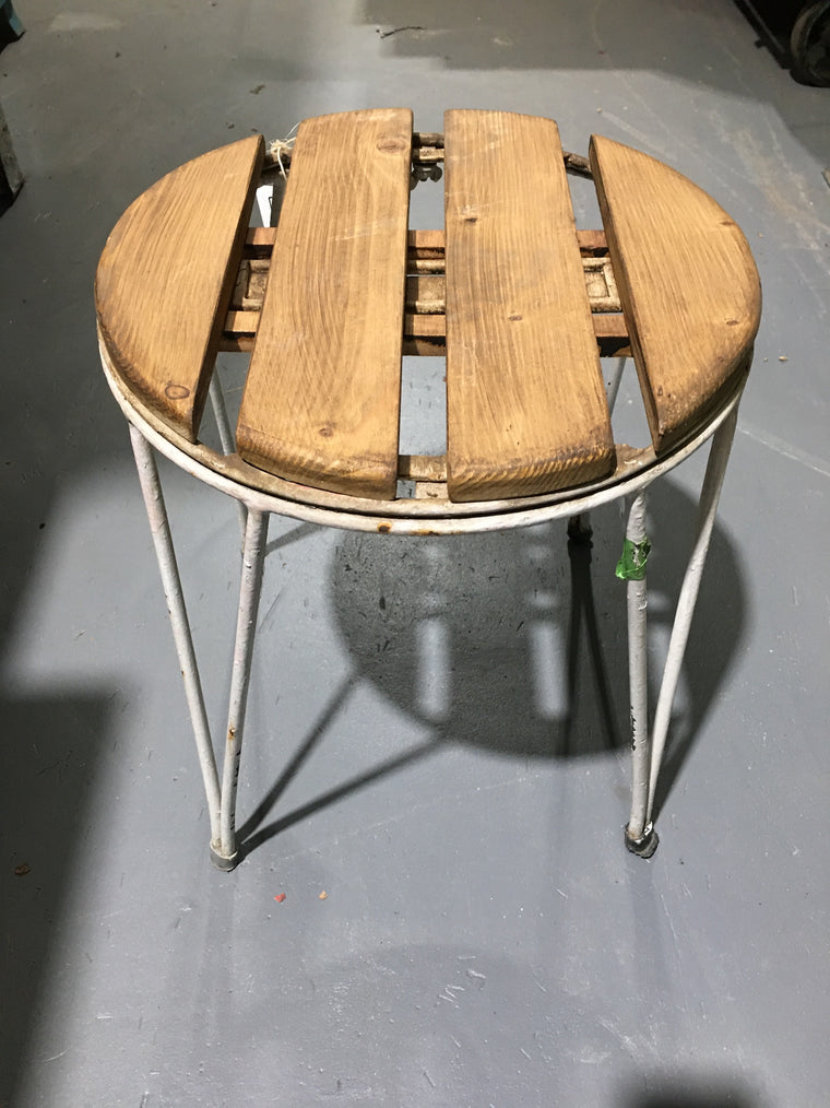 Vintage  Garden Stool  #B2958 Byron