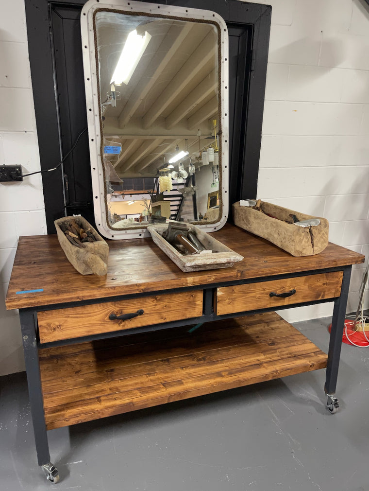Vintage European Workbench  #4204  Byron