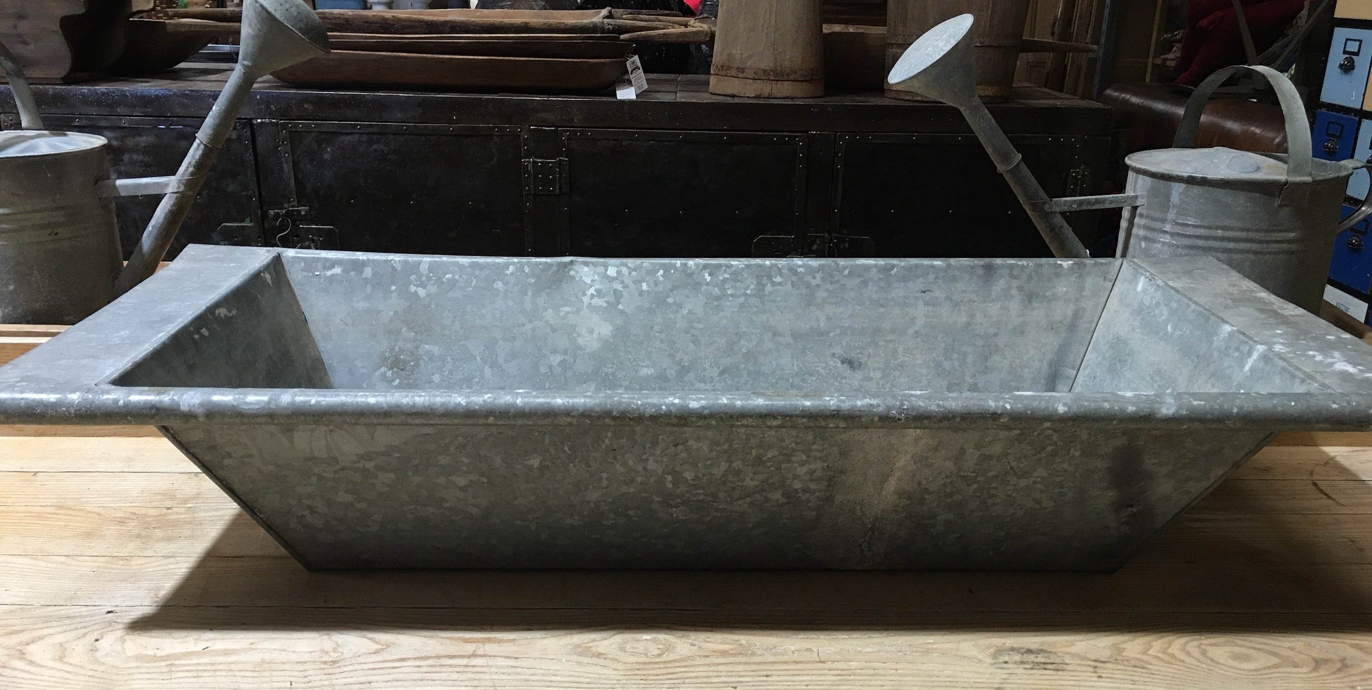 Vintage European 1940s Galvanized Wash Tub #2995 (9)
