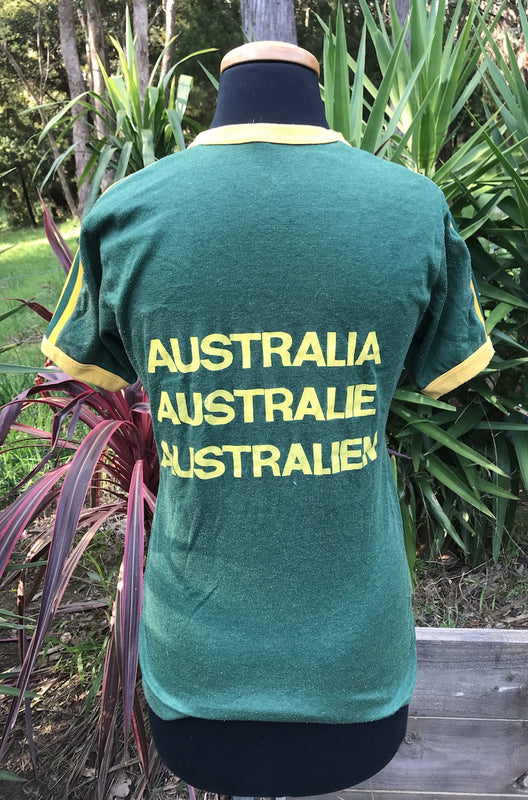 1970s T-Shirt   #C295  FREE AUS POSTAGE