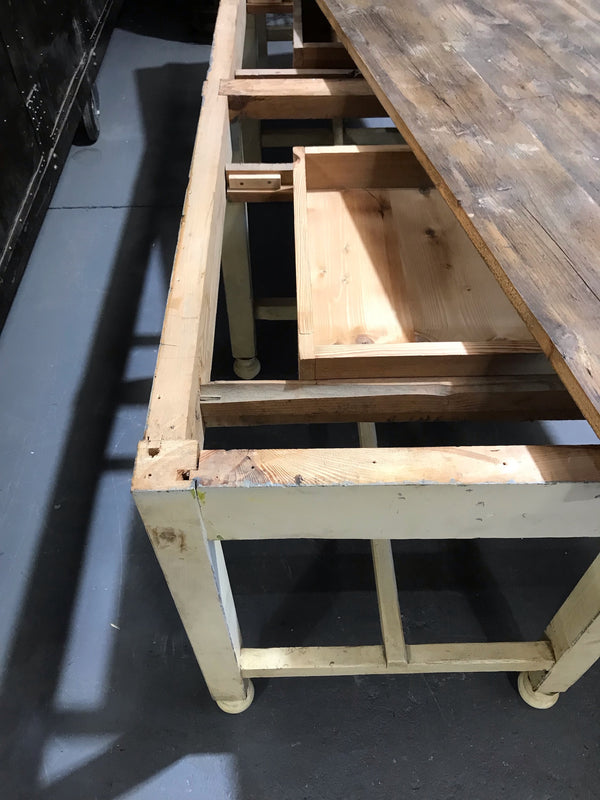 European Kitchen Island / Shop Counter # 3546 Byron