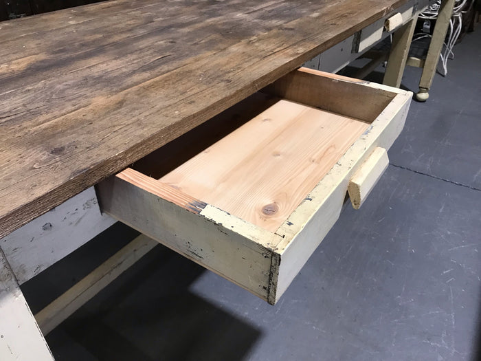 European Kitchen Island / Shop Counter # 3546 Byron