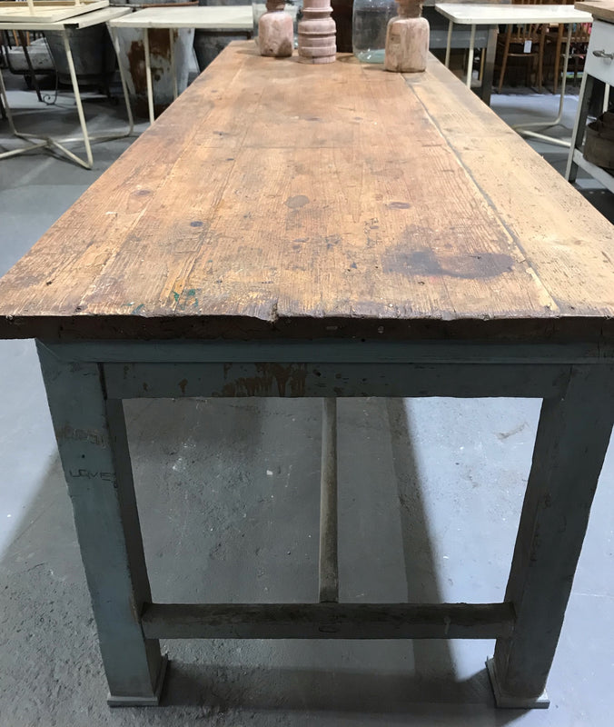Vintage European   Farmhouse Table  #3547  BYRON