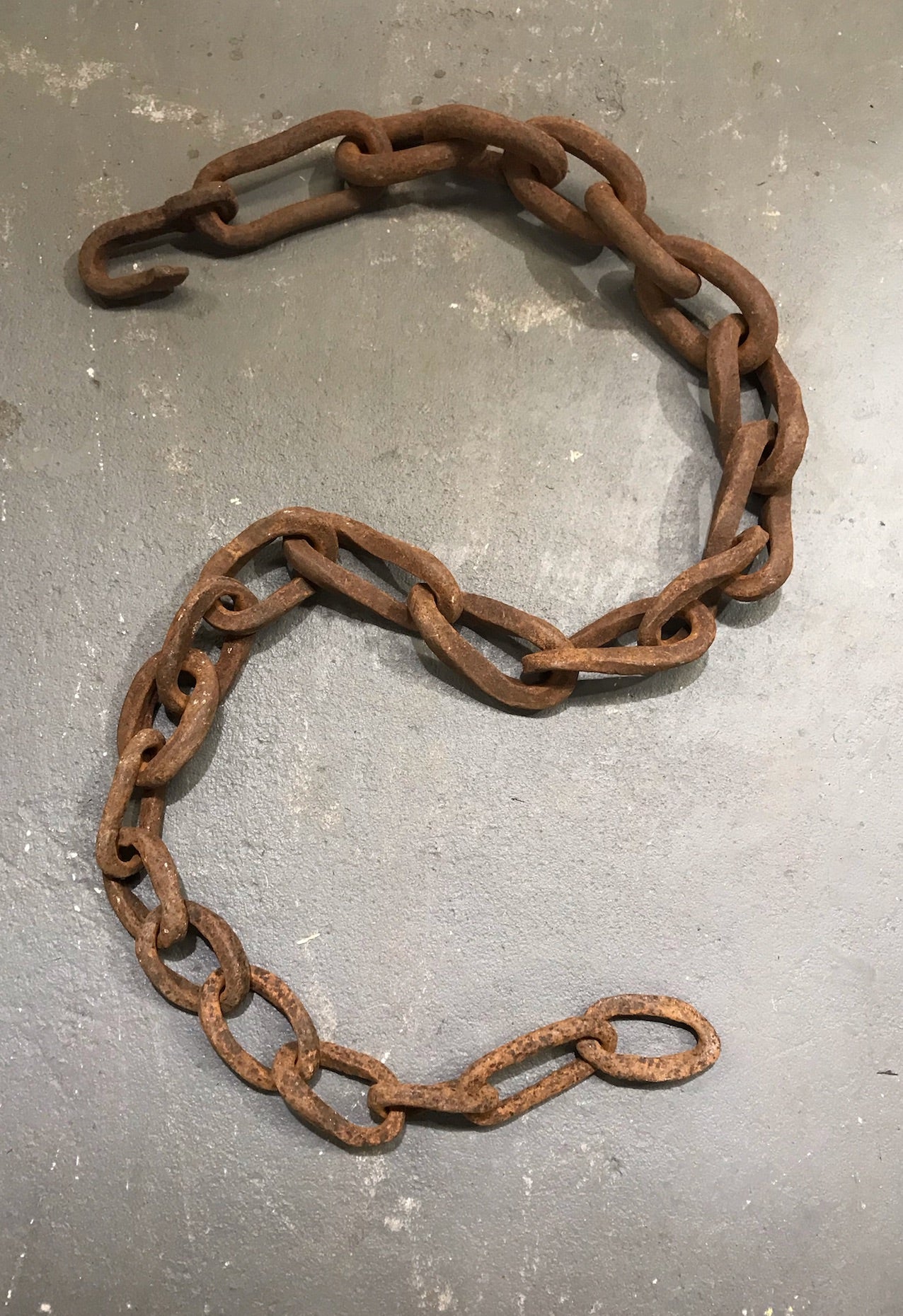 Rusted Vintage Chain  #3565 E
