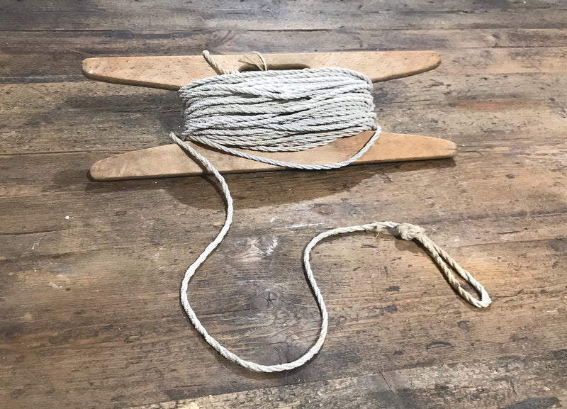 Vintage Clothes Line Rope  #3599 A