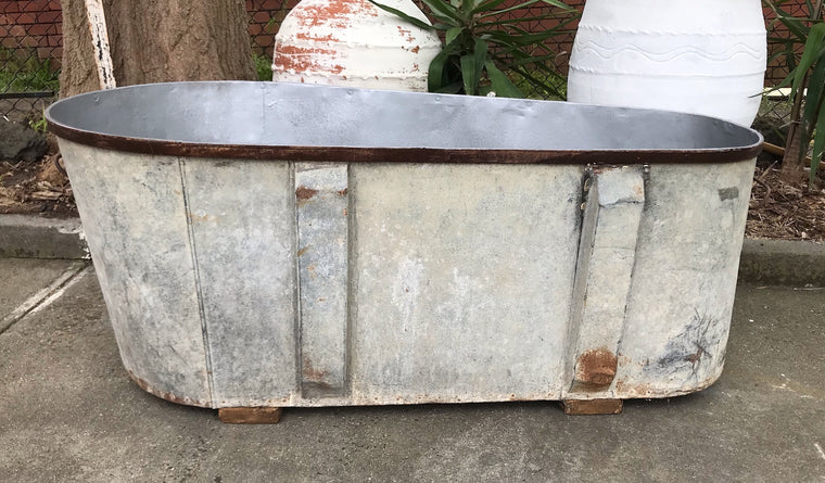 Vintage 1940s  Galvanized Bath Tub #3616E