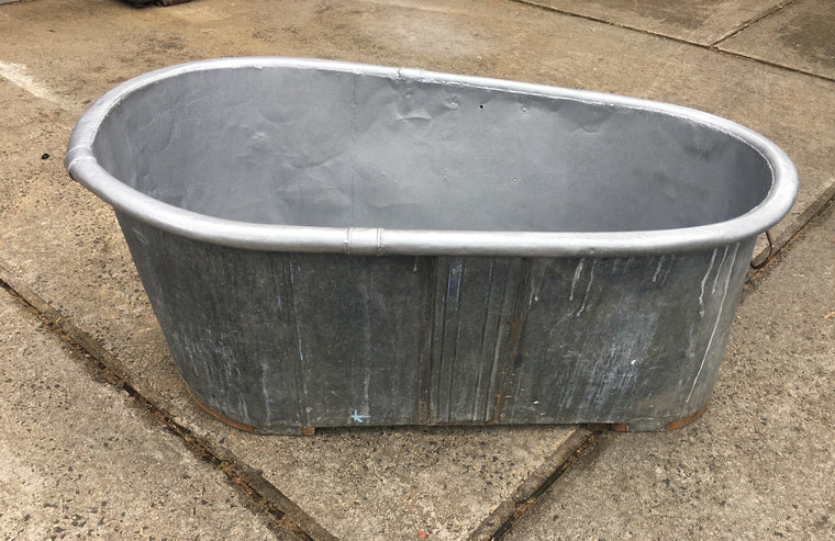Vintage 1940s  Galvanized Bath Tub #3117