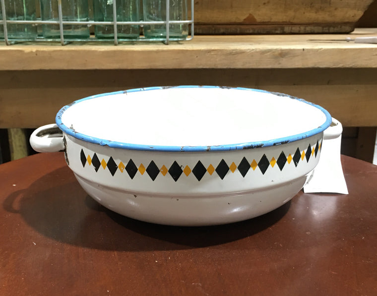 Vintage  European Enamel  Bowl  #3174 (1)
