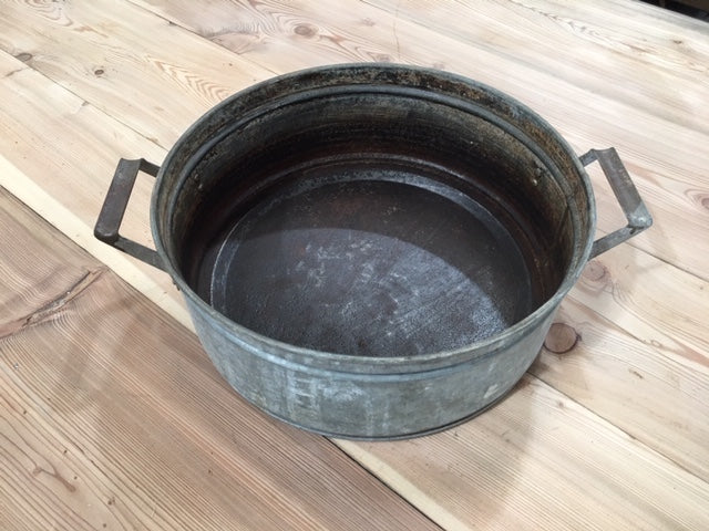 Vintage  European Galvanised Wash Tub #3220 (1)