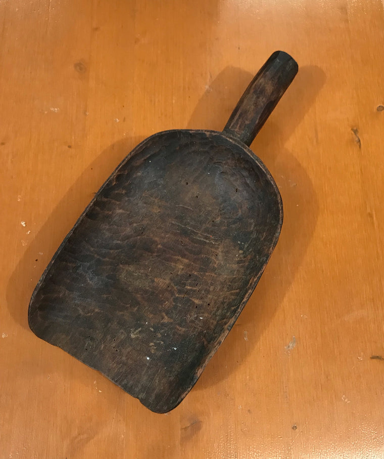 Vintage  Wooden Grain Scoop  #3667B
