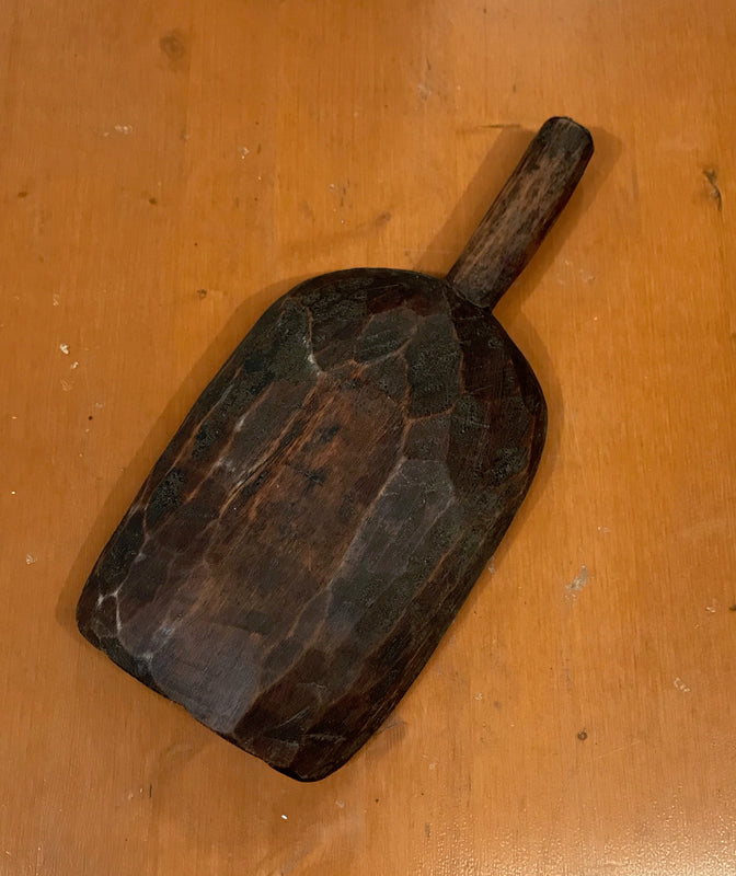 Vintage  Wooden Grain Scoop  #3667B