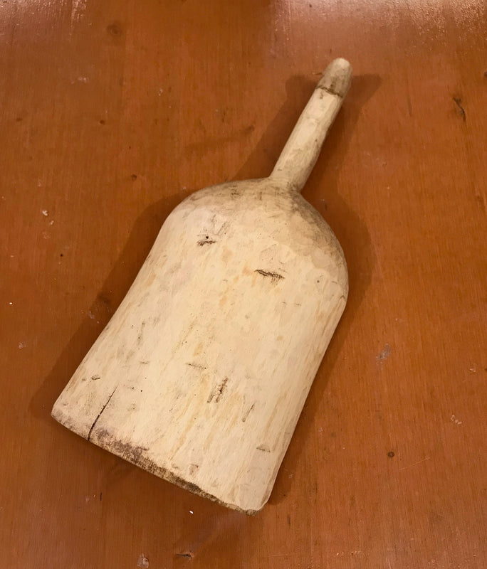 Vintage  Wooden Grain Scoop  #3667C