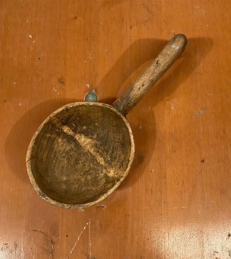 Vintage  Wooden Grain Scoop  #3667G