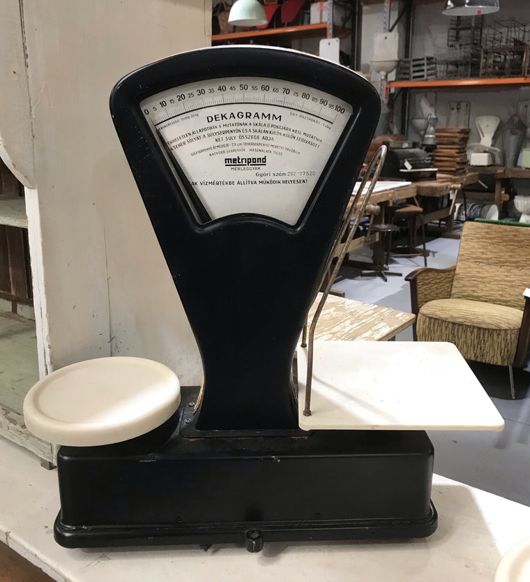 1960s  Eastern European Shop Scale  #3674A