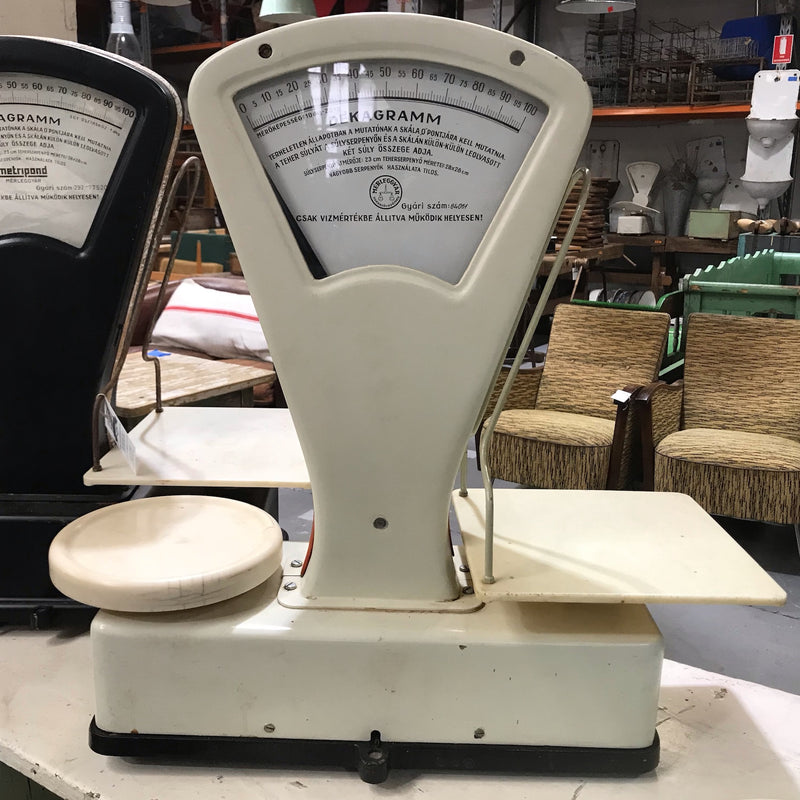 1960s  Eastern European Shop Scale  #3674B