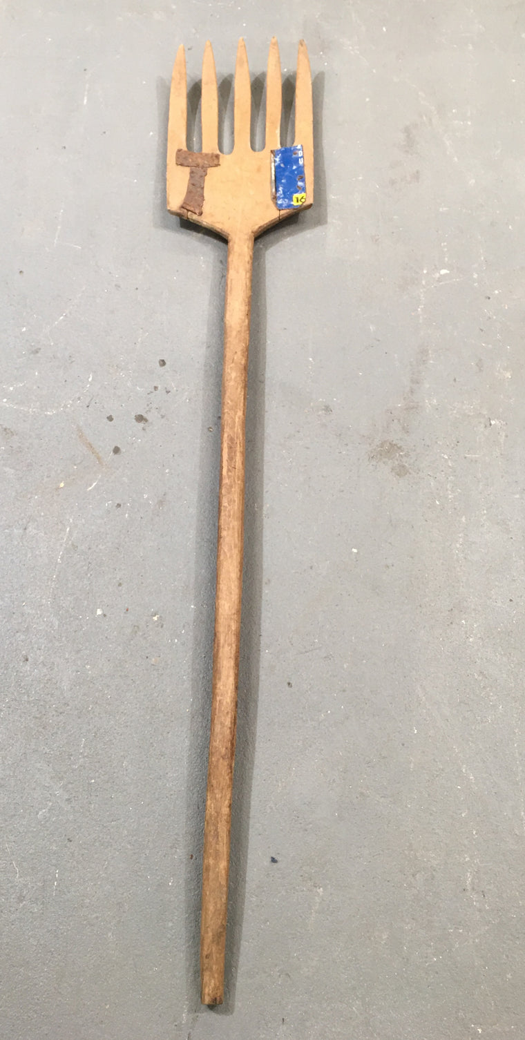 Vintage  European Wooden Grain Fork  #3251  (1)