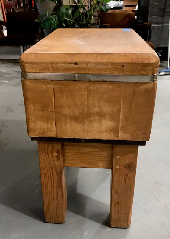 Vintage European Butchers Block #3676 Byron