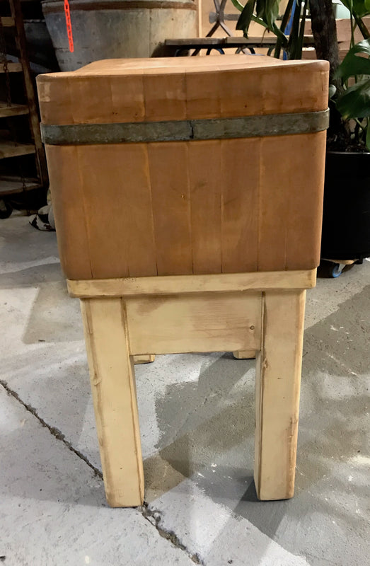 Vintage European Butchers Block #3676D Byron