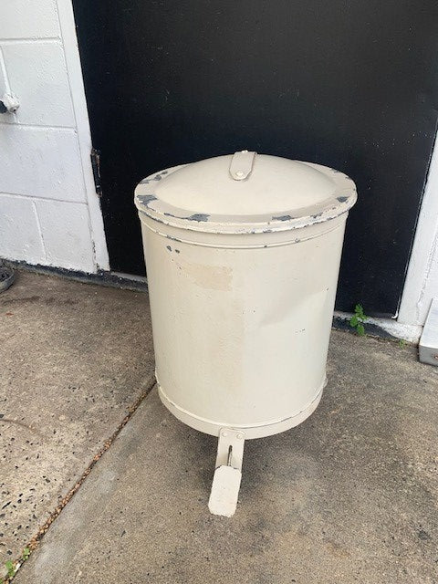 Vintage  Enamel Painted Metal Paper Waste  Bin  #4641 Byron