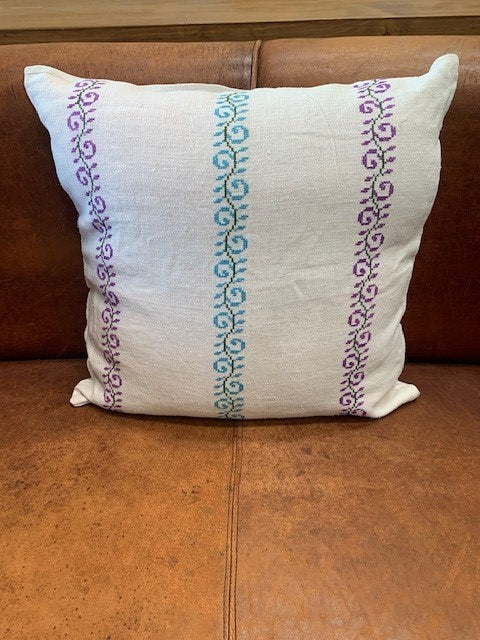 Vintage Linen Pillow  #4646  Byron